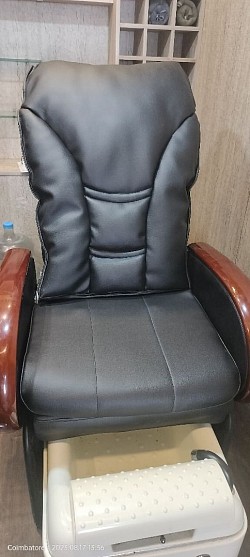 Pedicure manicure massager rexin finished Toni and guy